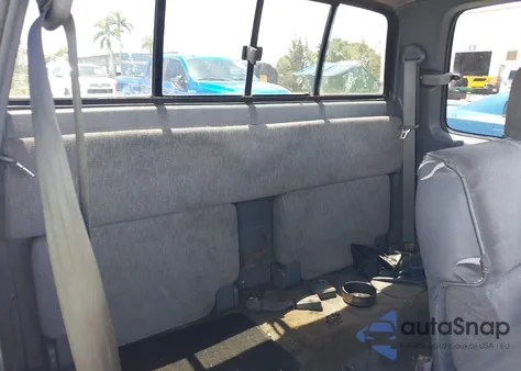 1999 Toyota Tacoma Prerunner from USA, damaged, VIN 4TASM92N4XZ499378